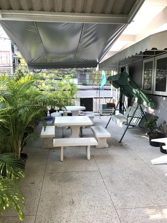 Add Home Hostel Vipavadee 42 Bangkok Exterior foto