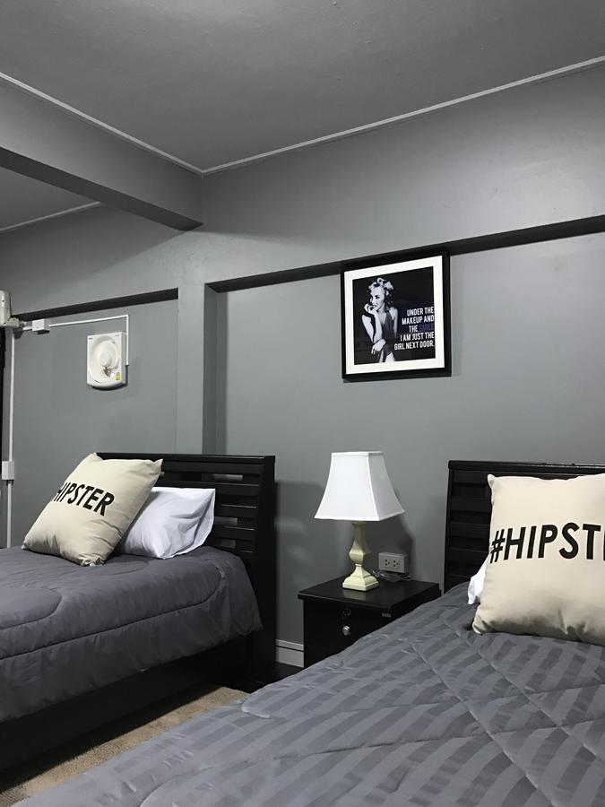 Add Home Hostel Vipavadee 42 Bangkok Exterior foto